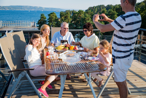Next Family Reunion, Rent a motorcoach for your family reunion