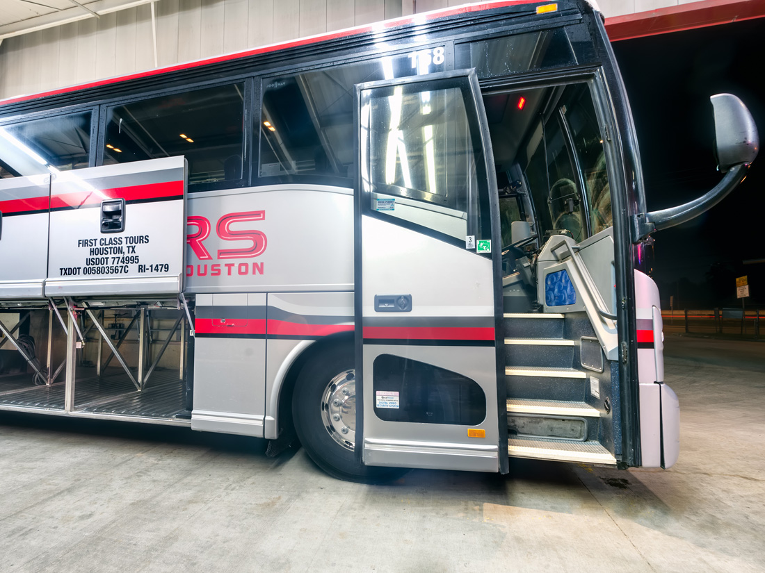 The Wheels for Your Tour, Charter Bus Houston, Texas